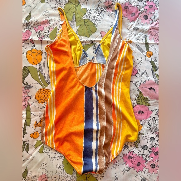 Vintage 70s Striped One-Piece Lycra Swimsuit – Retro Sunshine Colors - Picture 6 of 6